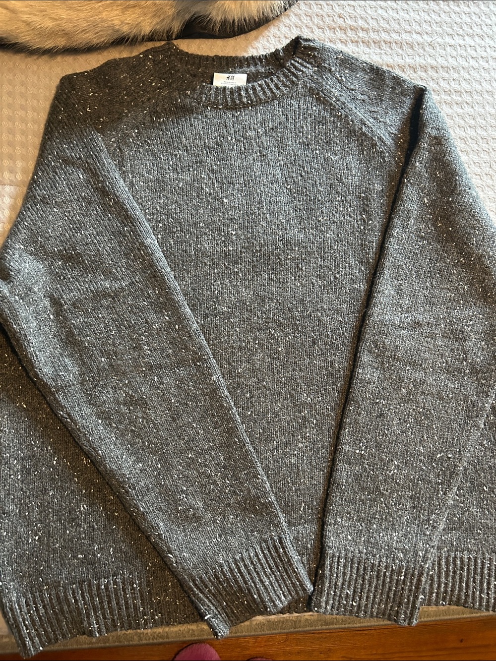 H&M Men's Dark Gray Speckled Crewneck Sweater